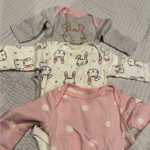 Gerber Adorable Bunny Print Kids One Pieces Set with of pans